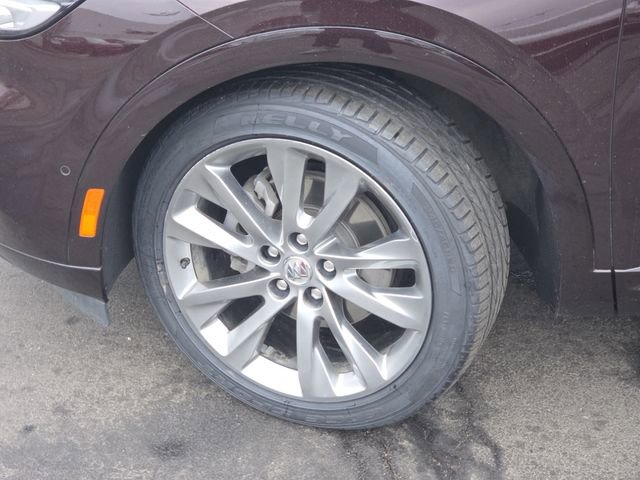 Used 2022 Buick Envision Avenir w/ Technology Package II image 29