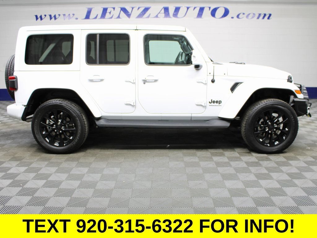 Used 2023 Jeep Wrangler Unlimited Sahara AWD/4WD image 2