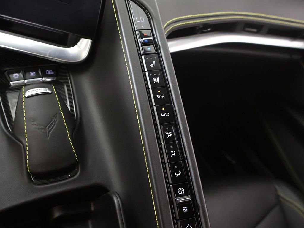 Used 2021 Chevrolet Corvette Stingray Premium Conv w/ 3LT image 54