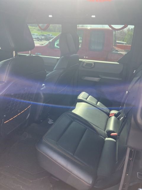 Used 2022 Ford Bronco Badlands image 7