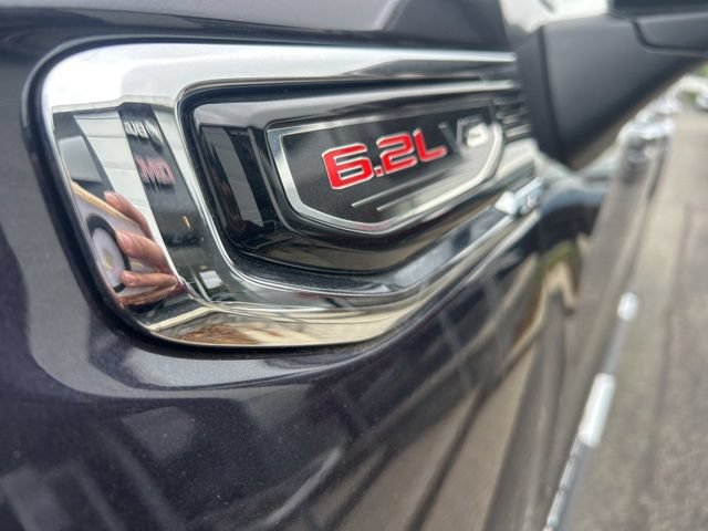 New 2026 GMC Sierra 1500 SLT w/ SLT Premium Package AWD/4WD image 10