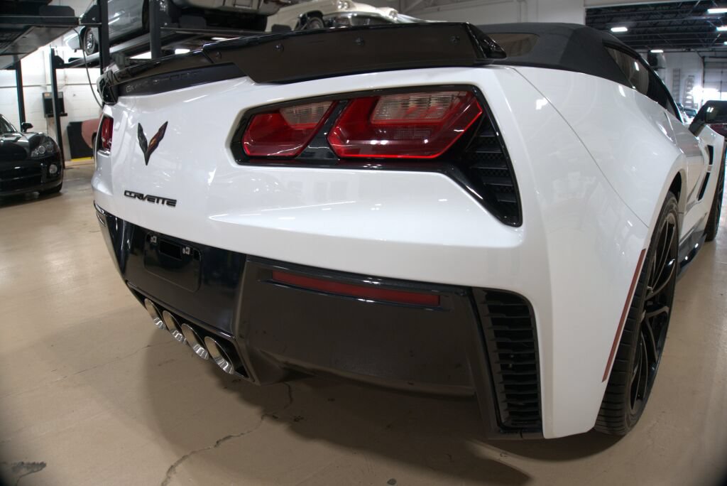 Used 2019 Chevrolet Corvette Grand Sport RWD image 38