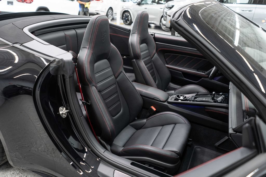 Used 2025 Porsche 911 Carrera 4 GTS w/ Premium Package AWD/4WD image 11