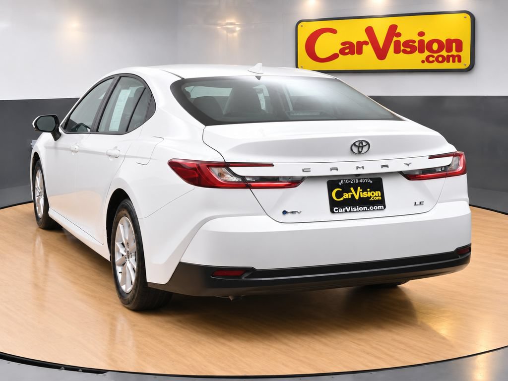 Used 2025 Toyota Camry LE FWD image 4