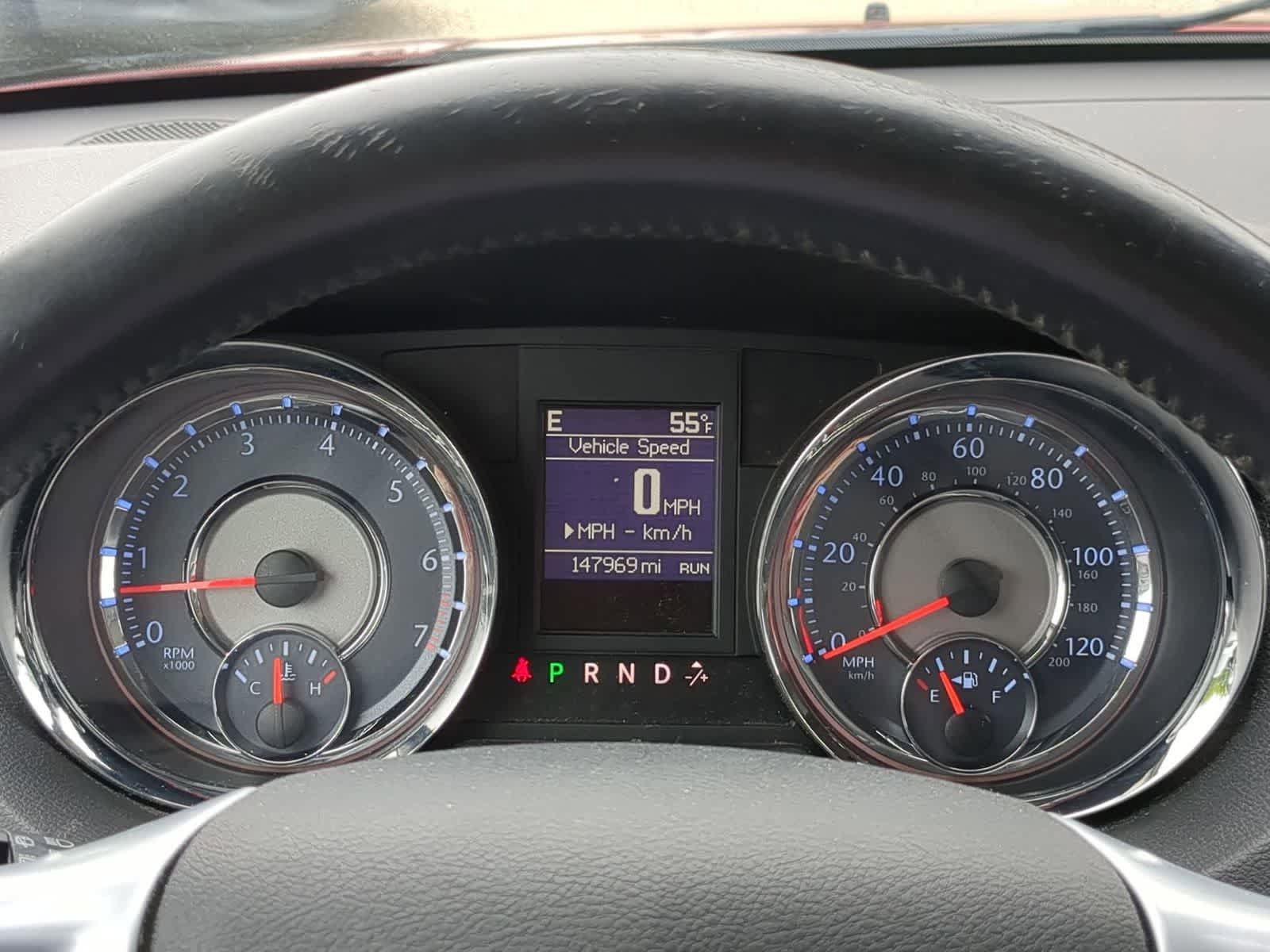 Used 2013 Chrysler Town & Country Touring-L FWD image 30