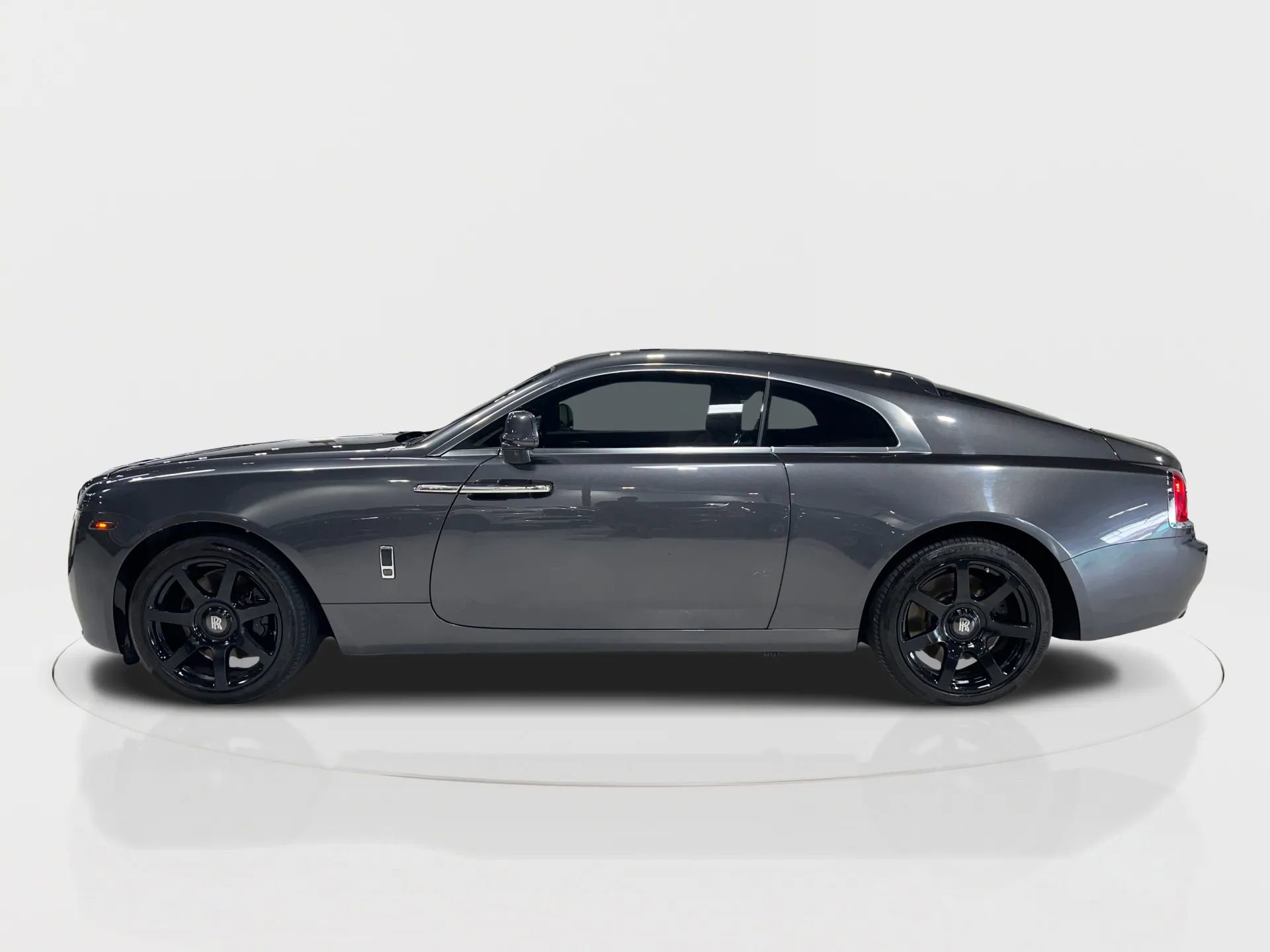 Used 2014 Rolls-Royce Wraith Coupe 2D image 3