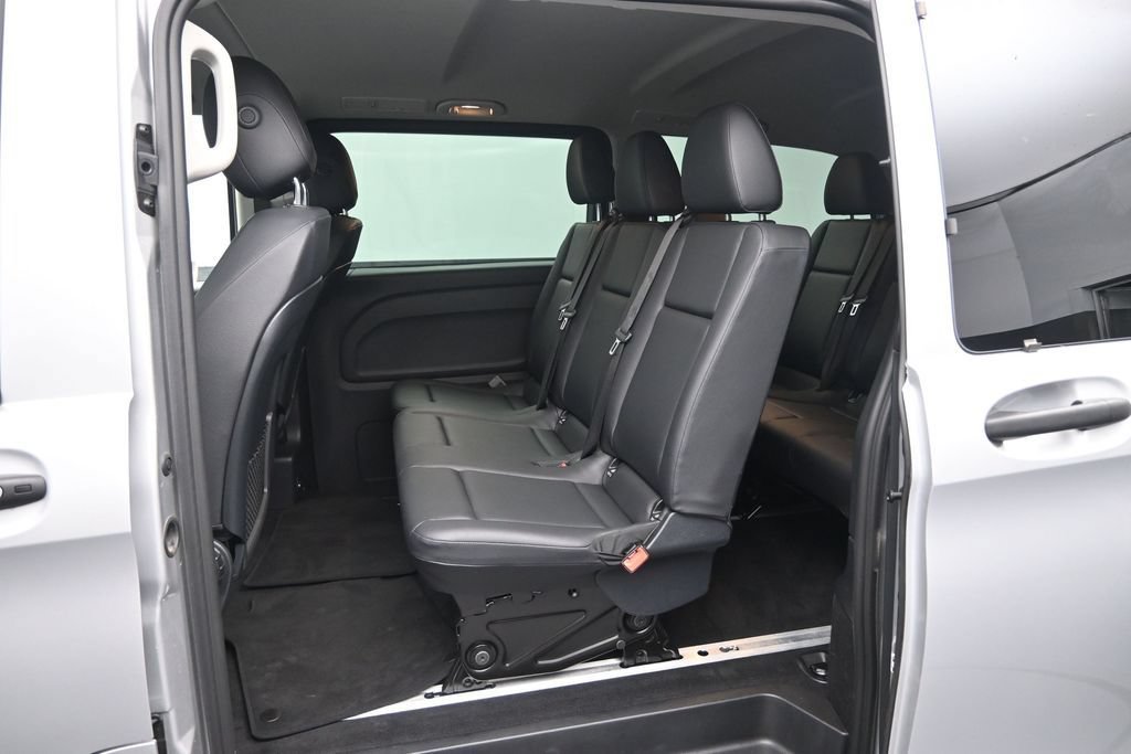 Used 2023 Mercedes-Benz Metris Passenger image 28