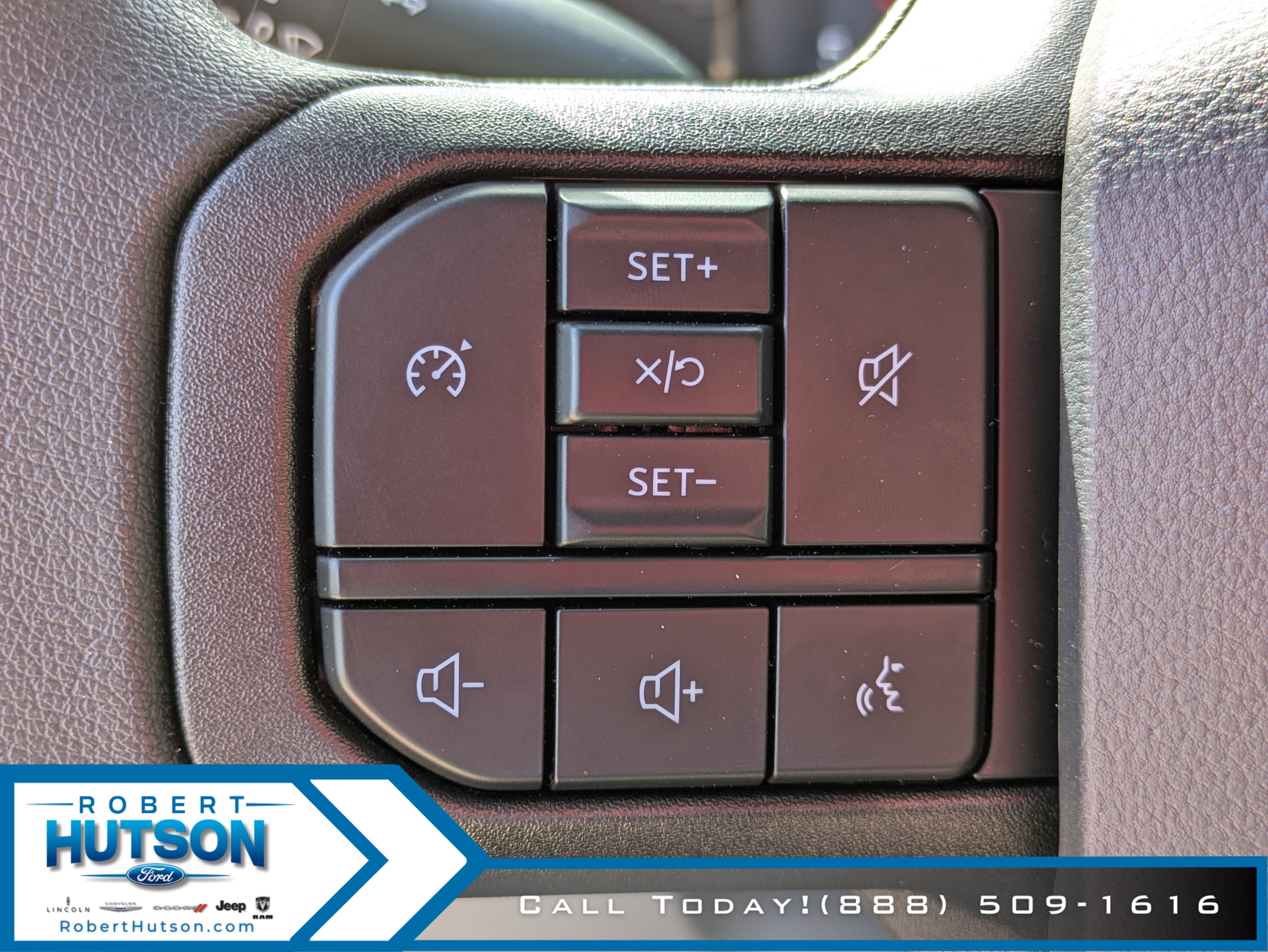 New 2025 Ford F350 XL w/ 360-Degree Camera Package RWD image 15