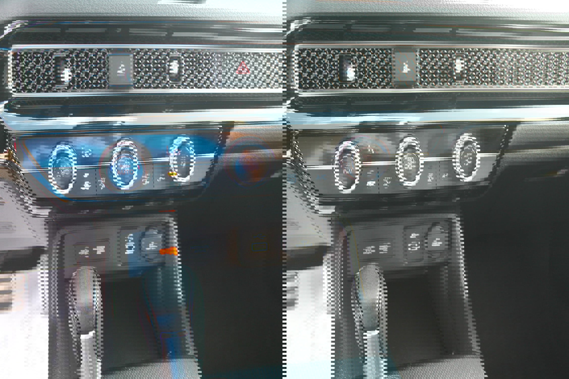 Used 2023 Honda Civic Sport image 11