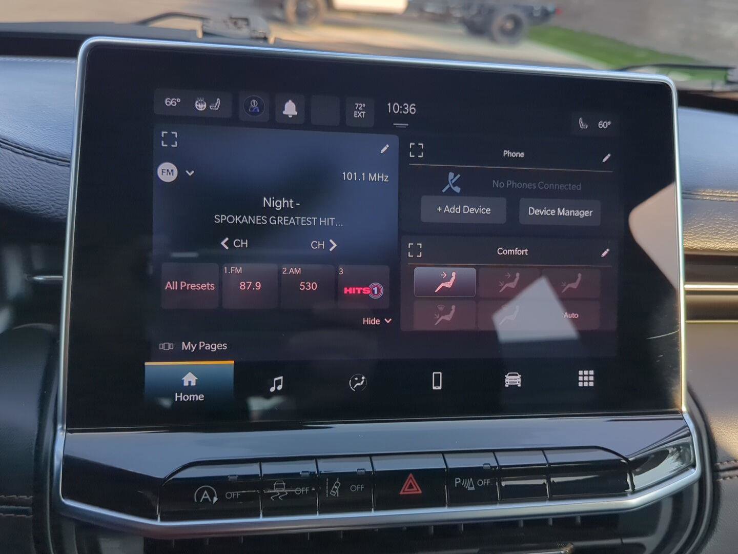 Used 2023 Jeep Compass Limited image 16