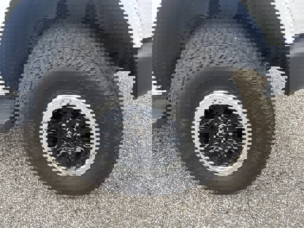 Used 2023 Ford Bronco Outer Banks image 7