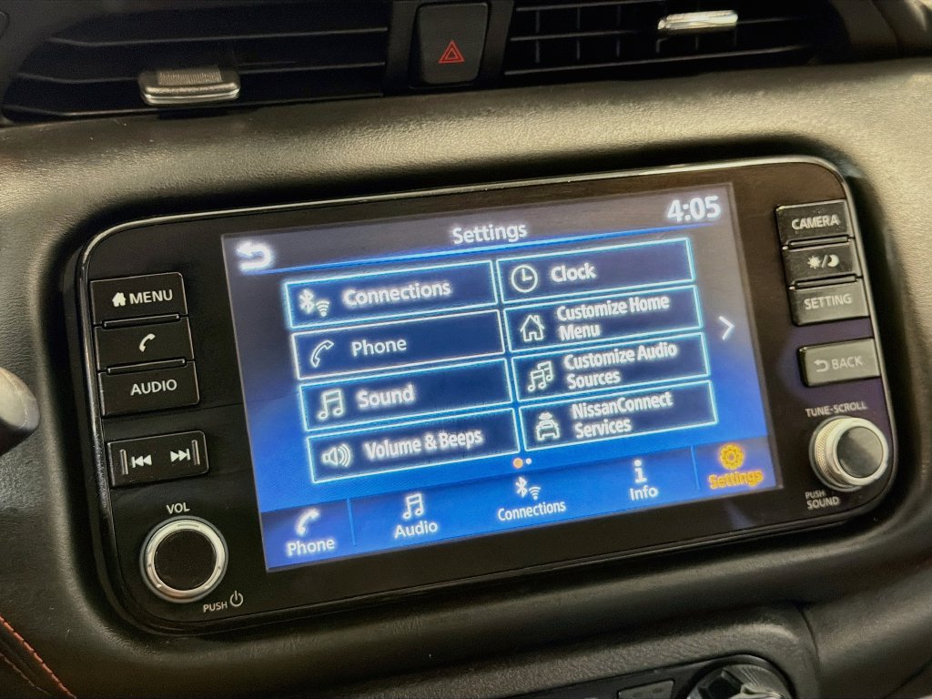 Used 2023 Nissan Kicks SR w/ SR Premium Package FWD image 13