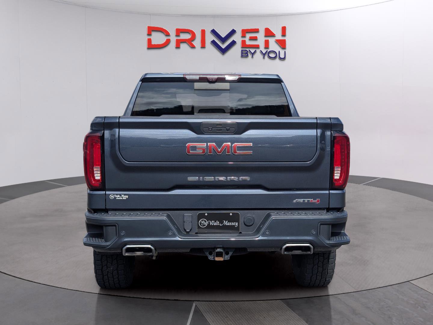 Used 2021 GMC Sierra 1500 AT4 w/ AT4 Value Package image 4