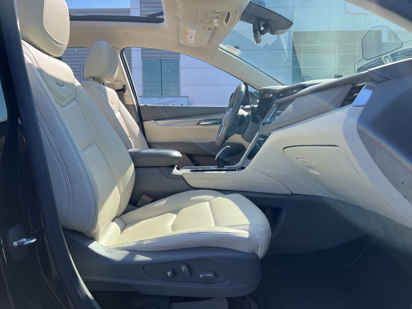 Used 2018 Cadillac XT5 Luxury w/ Driver Awareness Package image 61