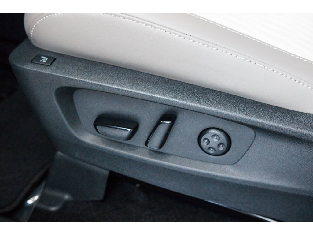 New 2026 INFINITI QX60 Autograph w/ Dark Cargo Package image 10