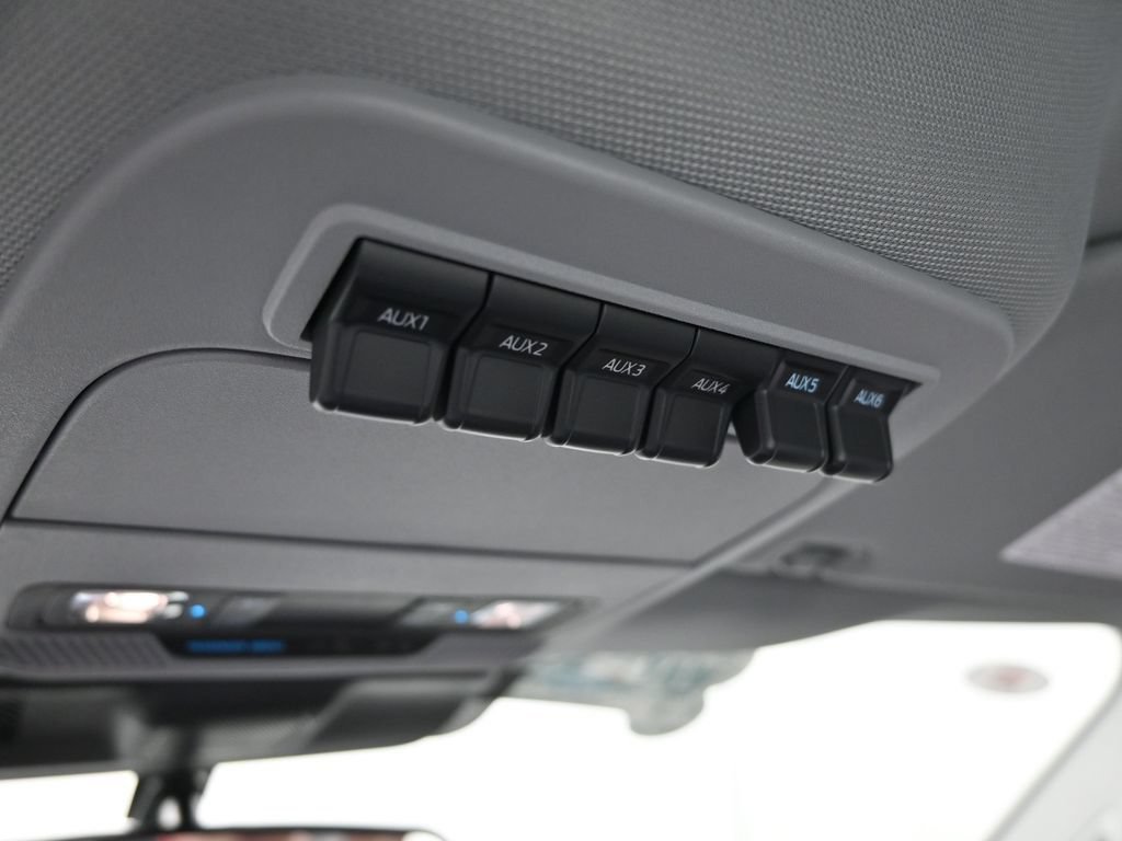 New 2026 Ford F250 XL AWD/4WD image 16