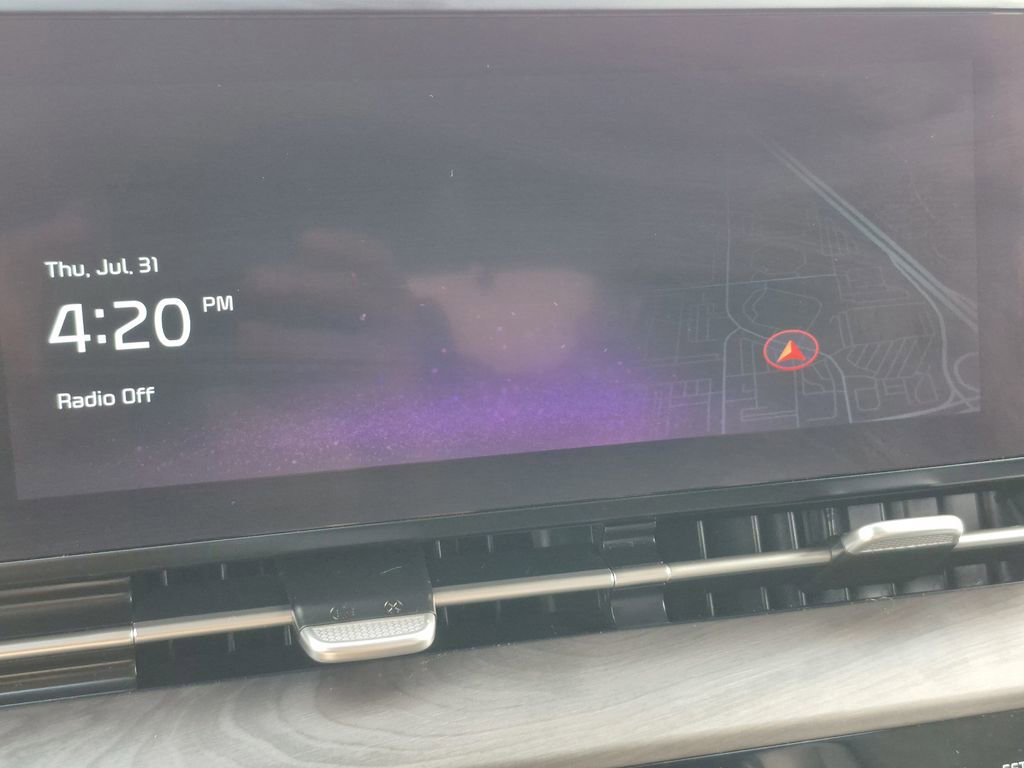 Certified 2023 Kia Carnival SX image 23