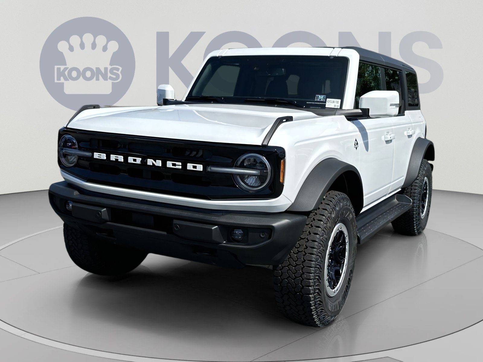 New 2025 Ford Bronco Outer Banks w/ Sasquatch Package AWD/4WD image 5
