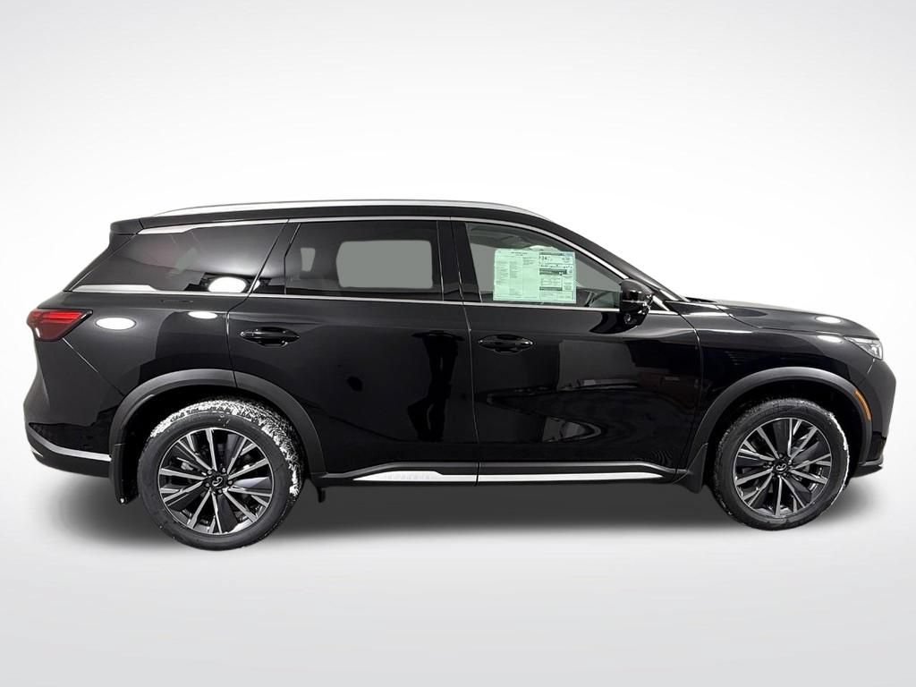 Certified 2026 INFINITI QX60 Luxe w/ Cargo Package AWD/4WD image 2