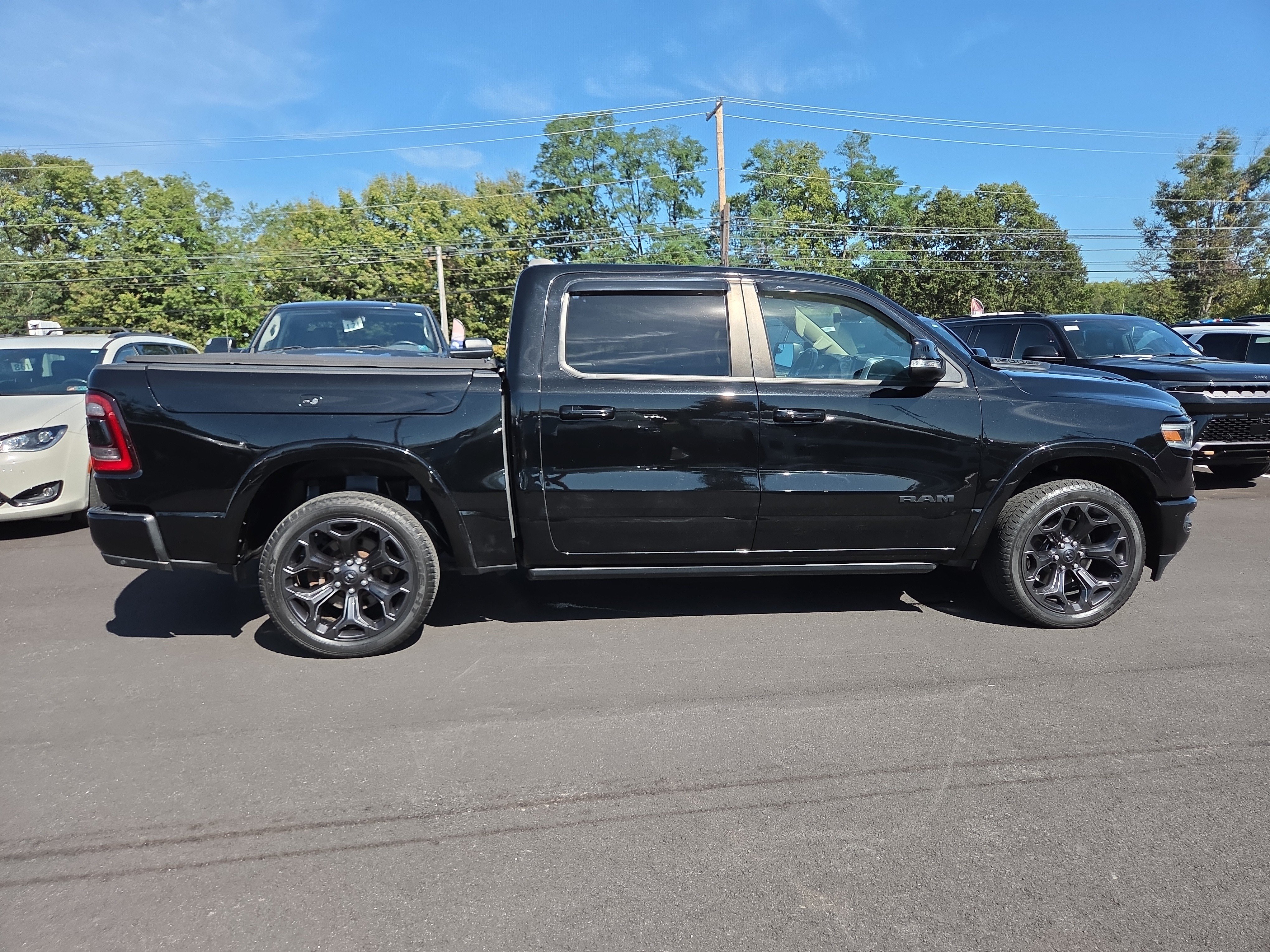 Used 2020 RAM 1500 Limited AWD/4WD image 17