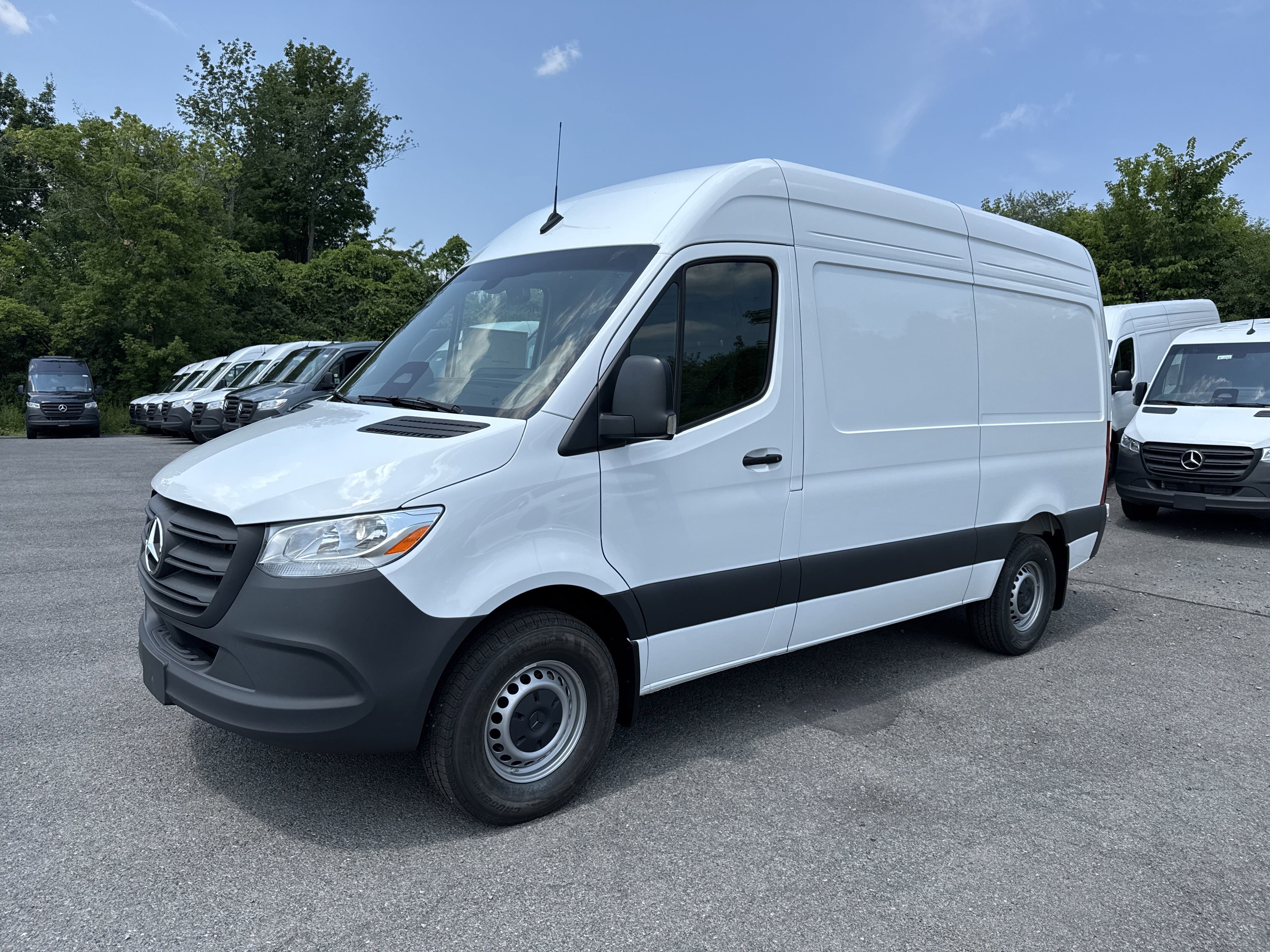 New 2025 Mercedes-Benz Sprinter 2500 image 4