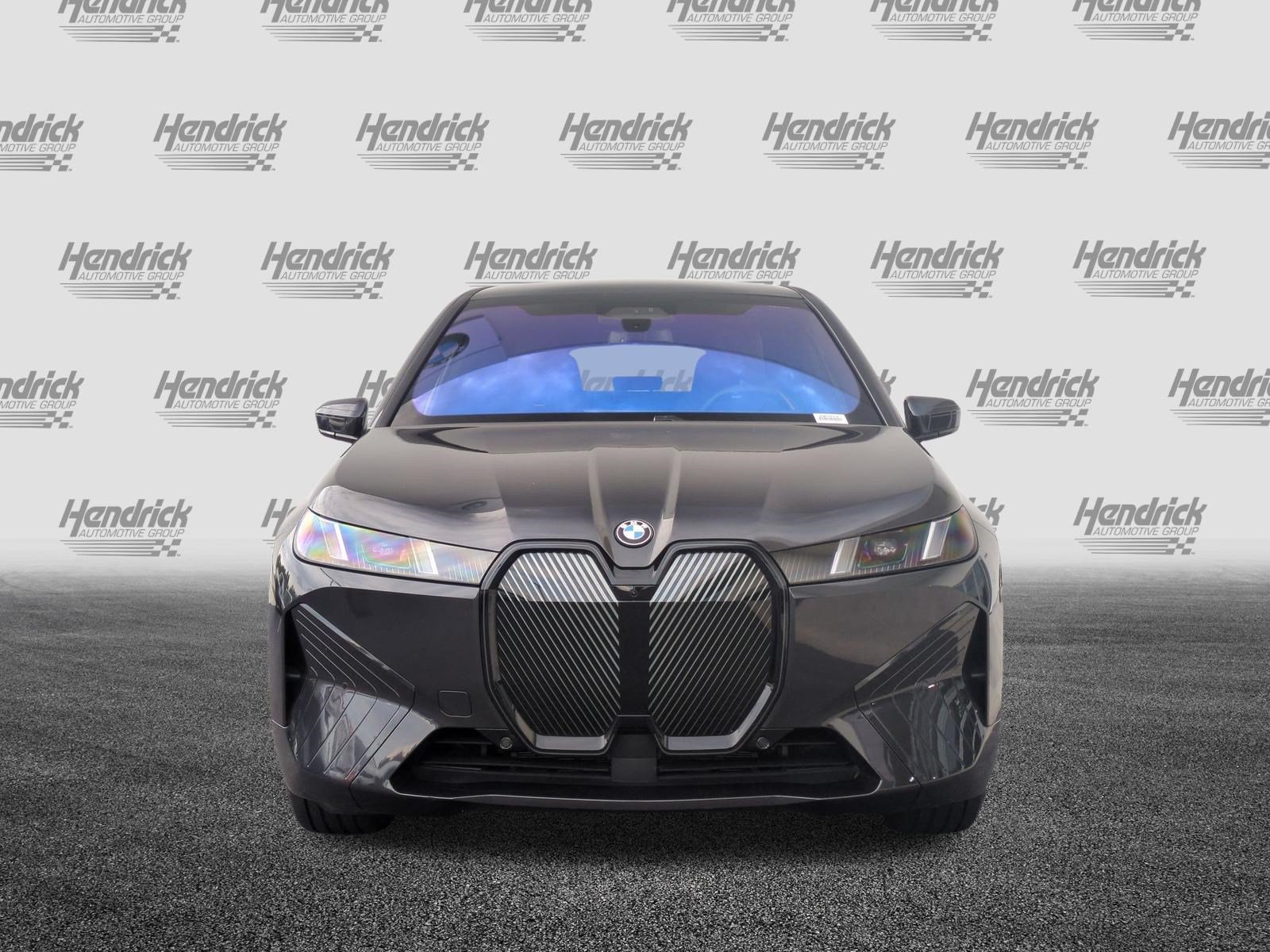 Used 2026 BMW iX xDrive45 AWD/4WD image 3
