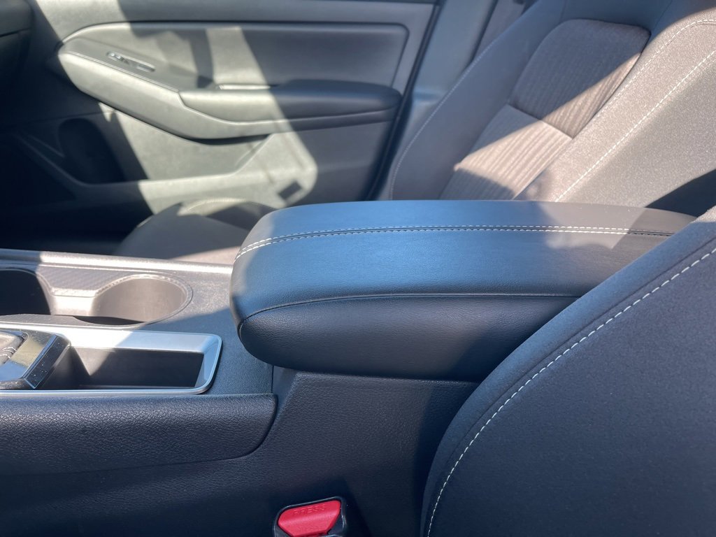 Used 2025 Nissan Altima 2.5 S image 14