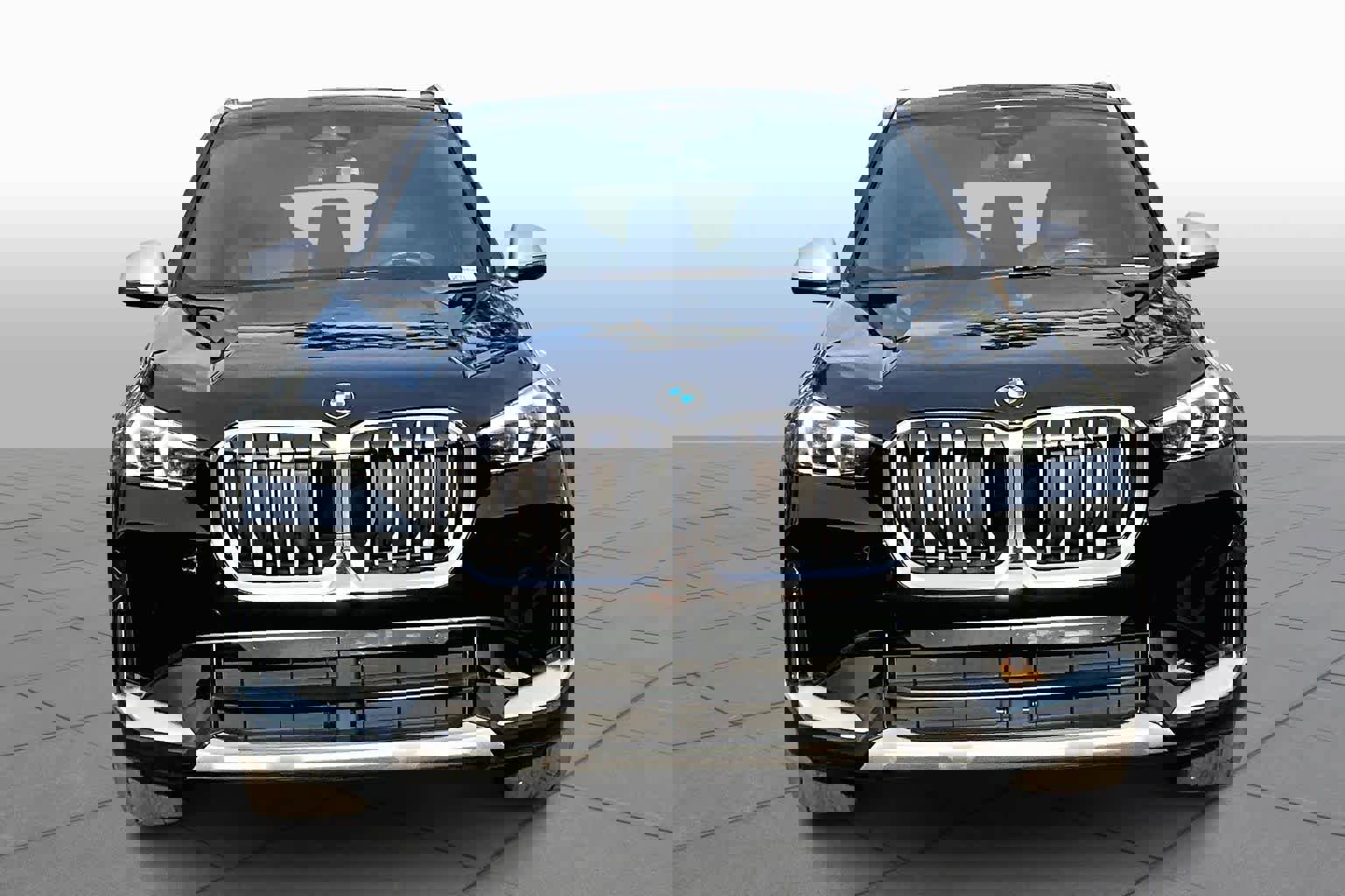 Certified 2024 BMW X1 xDrive28i image 4