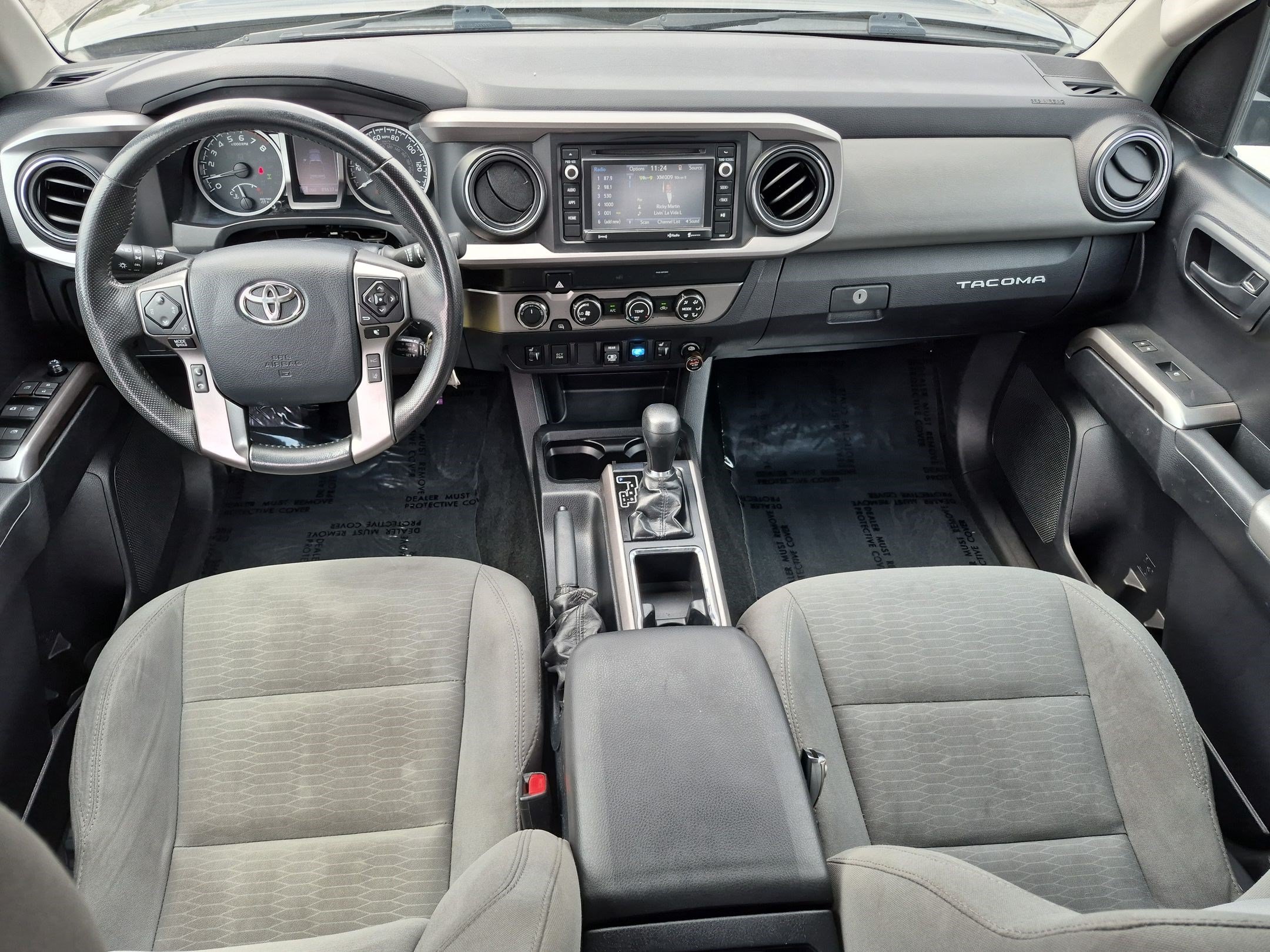 Used 2019 Toyota Tacoma SR5 AWD/4WD image 28