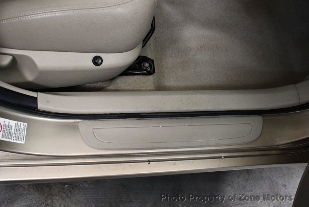Used 2010 Toyota Corolla FWD image 14