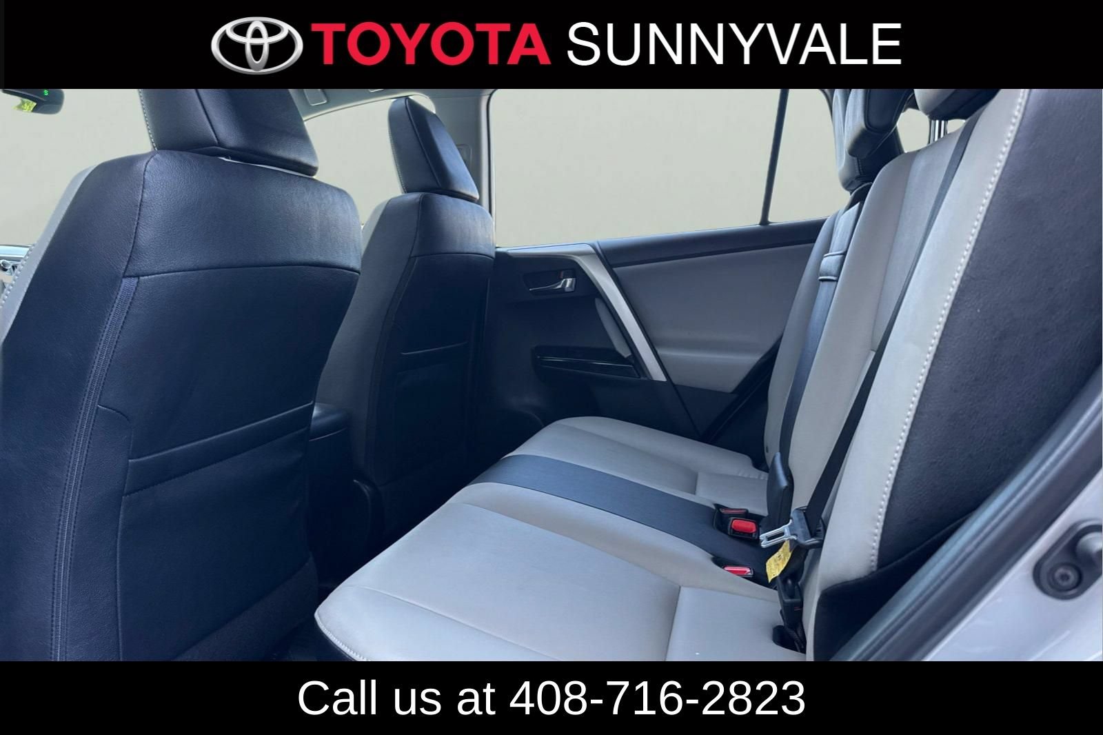 Used 2017 Toyota RAV4 Limited AWD/4WD image 6