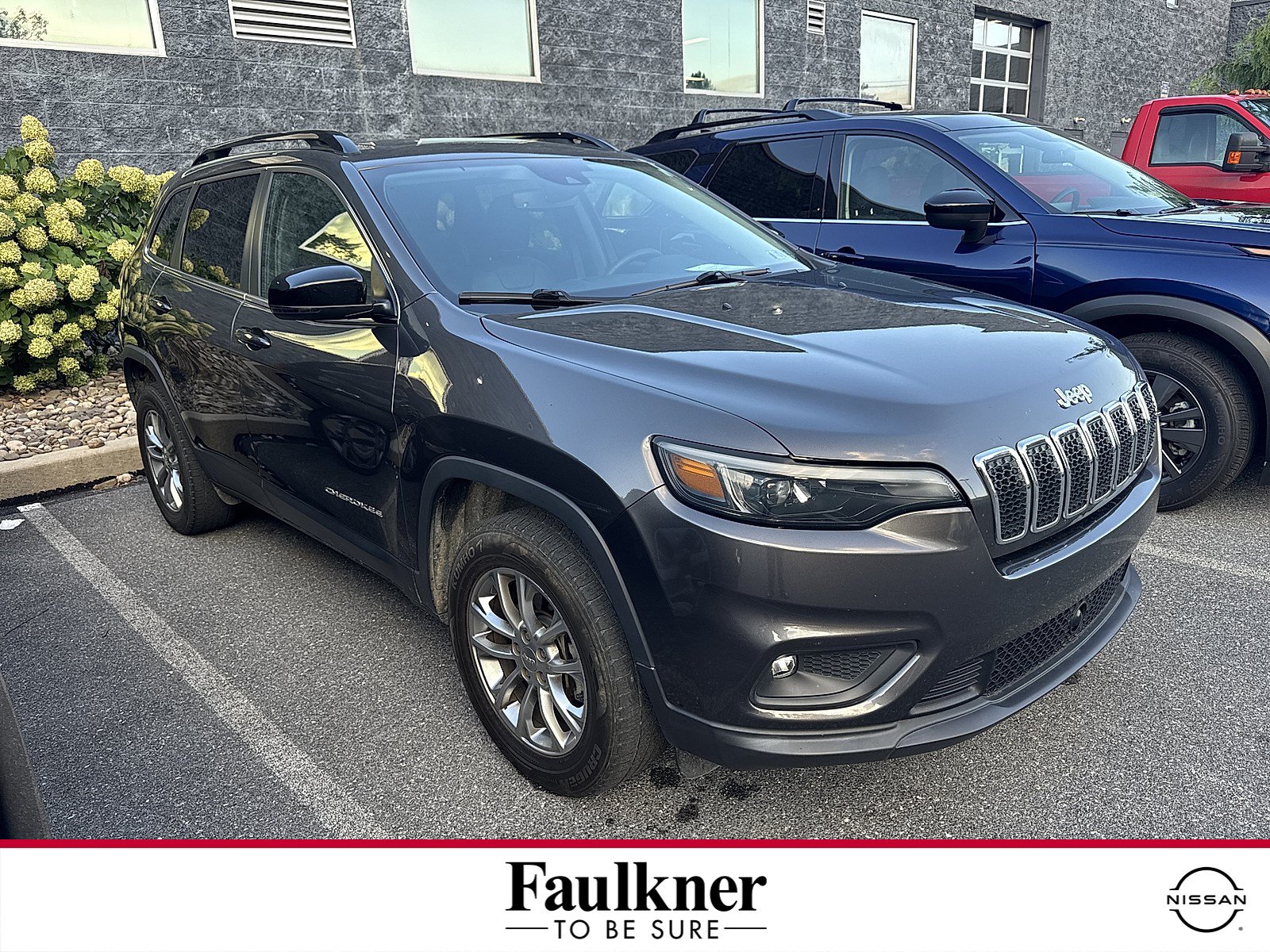 Used 2022 Jeep Cherokee Latitude Lux w/ Sun & Sound Group AWD/4WD video 1