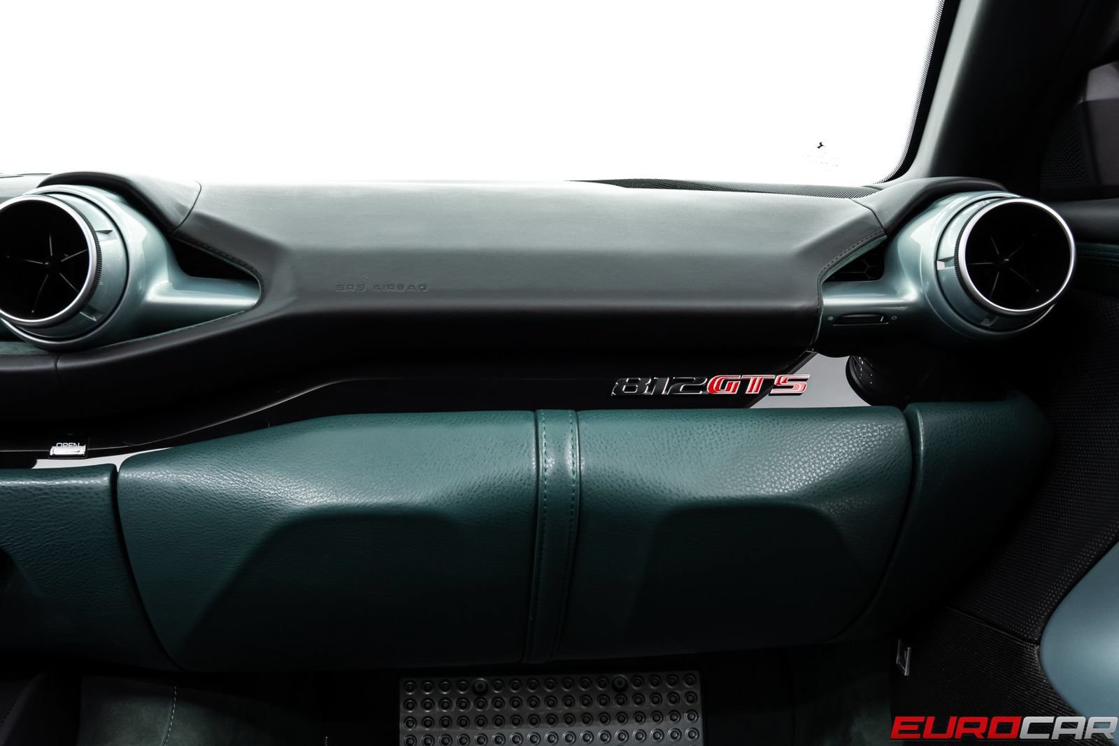 Used 2022 Ferrari 812 GTS RWD image 41