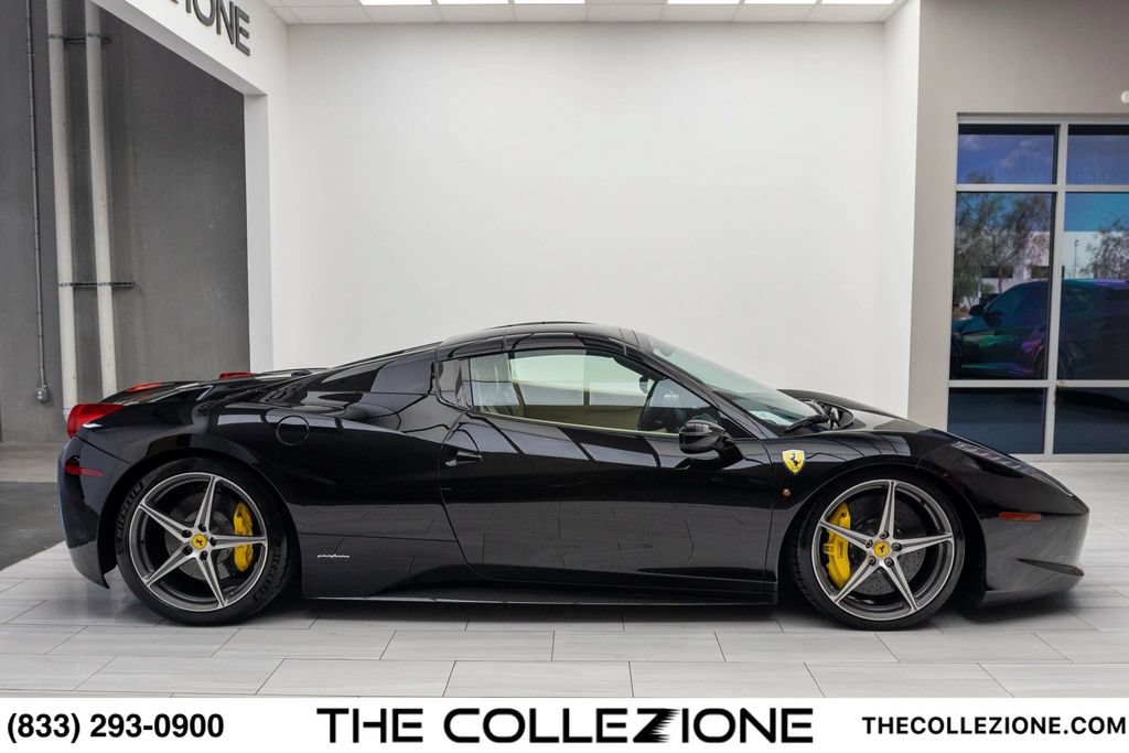 Used 2015 Ferrari 458 Spider RWD image 39