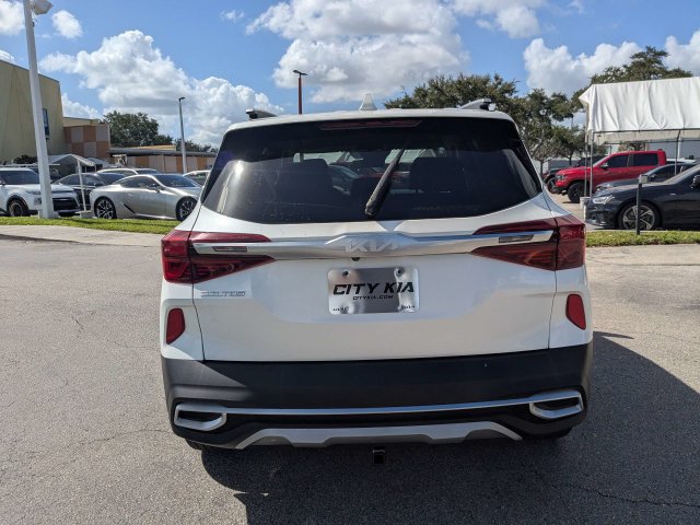 Used 2023 Kia Seltos S w/ Navigation Package FWD image 6