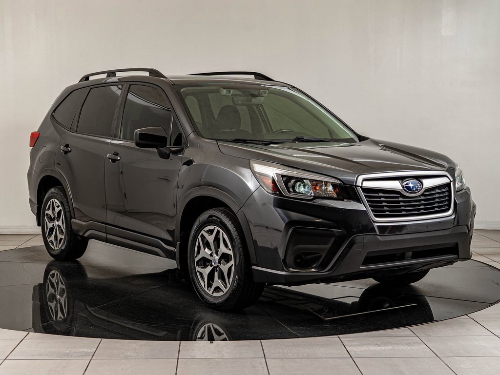 Used 2019 Subaru Forester Premium w/ All-Weather Package image 11