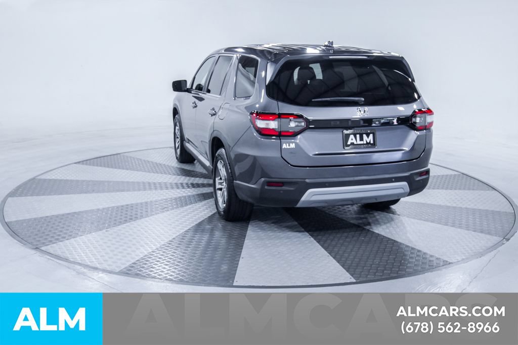 Used 2023 Honda Pilot EX-L image 7