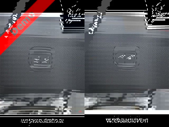 New 2025 Volvo XC90 B5 Core w/ Protection Package image 23