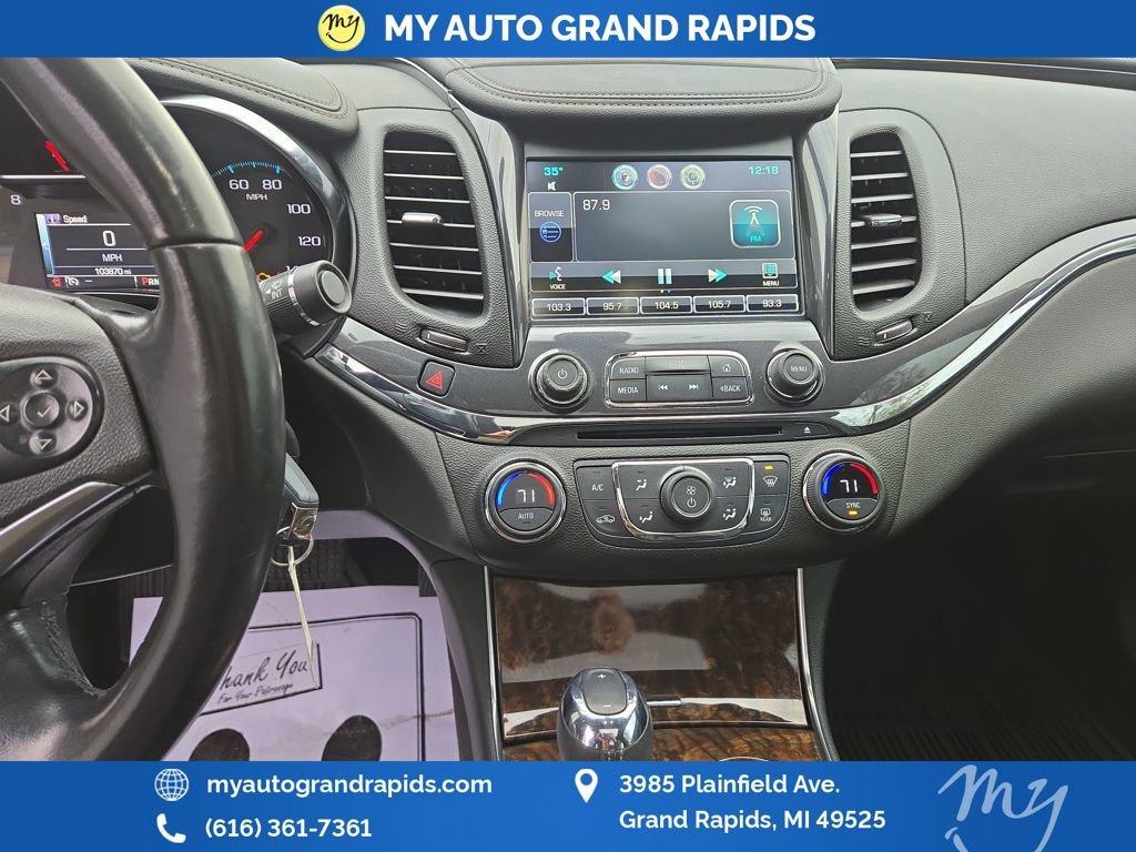 Used 2014 Chevrolet Impala LT w/ Convenience Package image 31