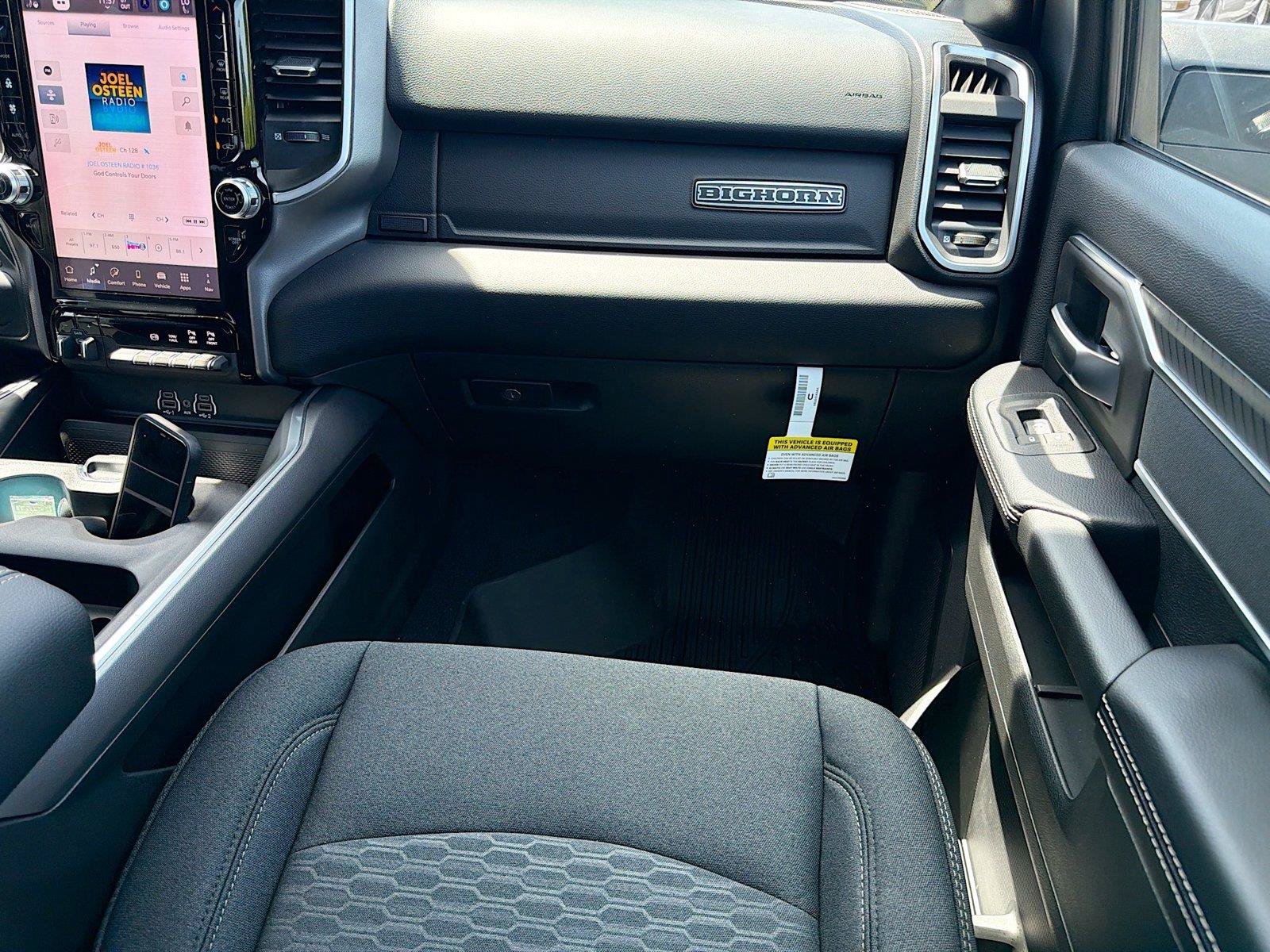 New 2026 RAM 2500 Big Horn AWD/4WD image 17