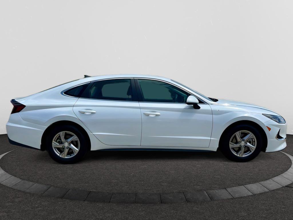 Used 2022 Hyundai Sonata SE FWD image 4