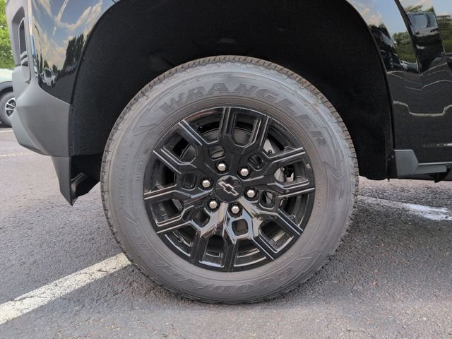 New 2026 Chevrolet Colorado W/T w/ WT Custom Package AWD/4WD image 35