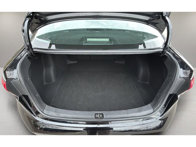 Used 2023 Toyota Corolla LE image 30