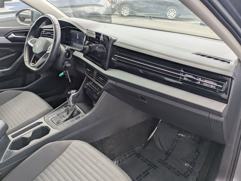 Used 2025 Volkswagen Jetta S FWD image 34