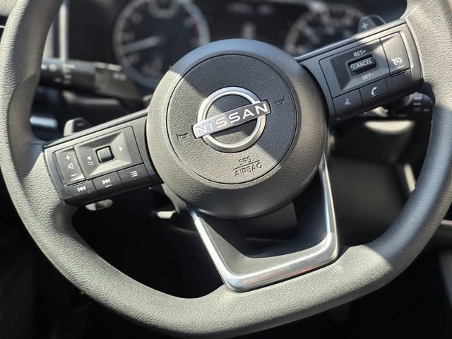 Used 2024 Nissan Rogue S AWD/4WD image 26