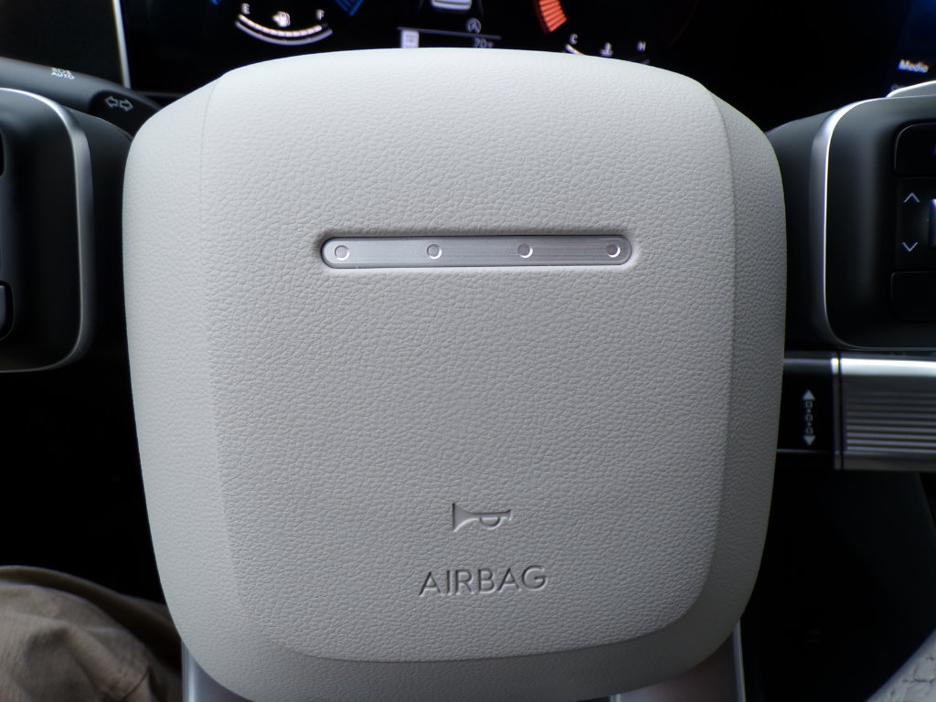 Certified 2026 Hyundai Santa Fe SEL AWD/4WD image 31