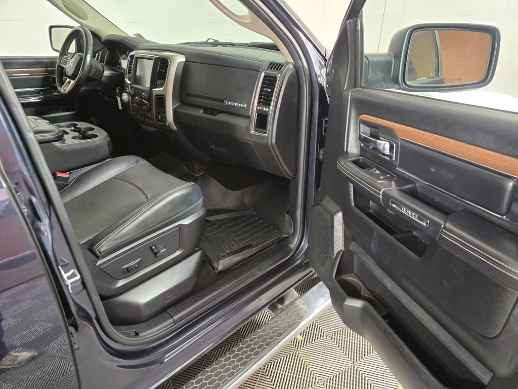 Used 2014 RAM 1500 Laramie image 12