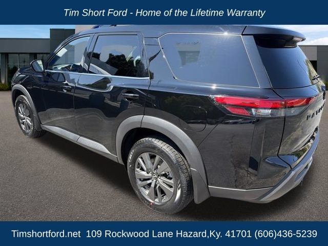 Used 2024 Nissan Pathfinder SV w/ Lighting Package (N92) AWD/4WD image 7