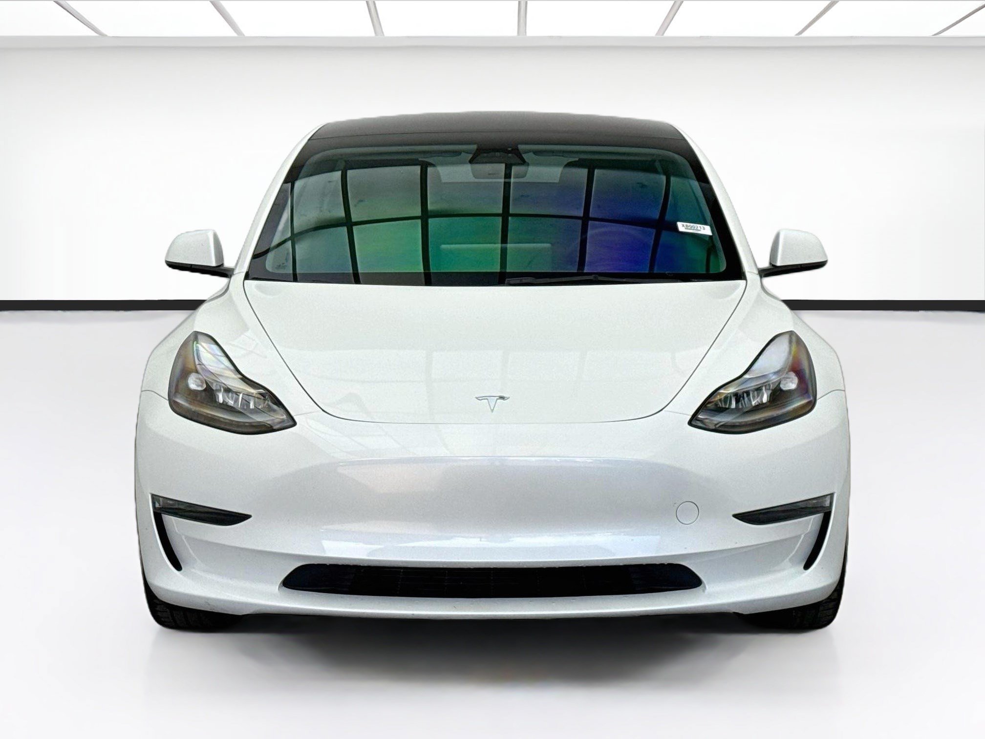 Used 2023 Tesla Model 3 Standard Range RWD image 2