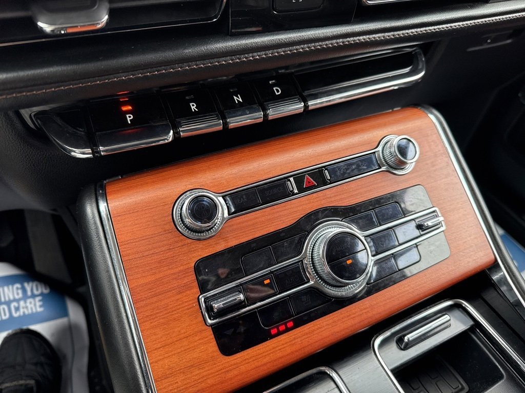 Used 2020 Lincoln Aviator Reserve w/ Elements Package Plus image 35